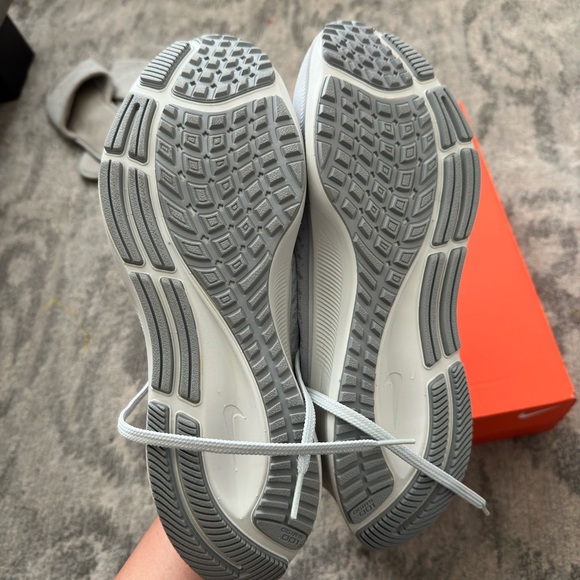 New Nike air zoom Pegasus 37 - Picture 3 of 5